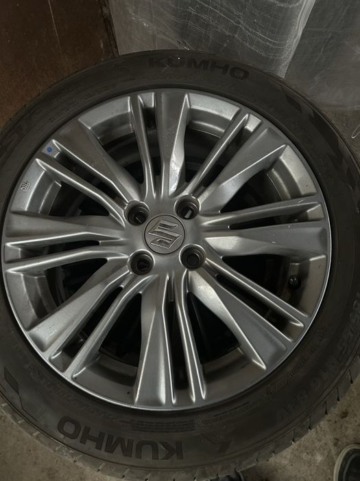 Алуминиеви джанти с летни гуми R16