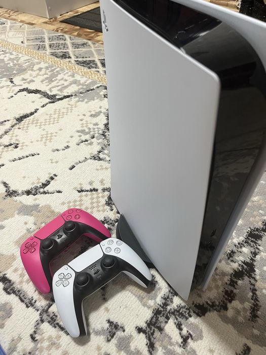 Playstation 5 в отличном состоянии
