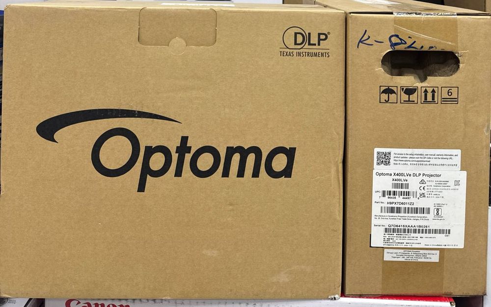 Проектор и экран для все ( Китай ) качество и гарантия. Доставка устан