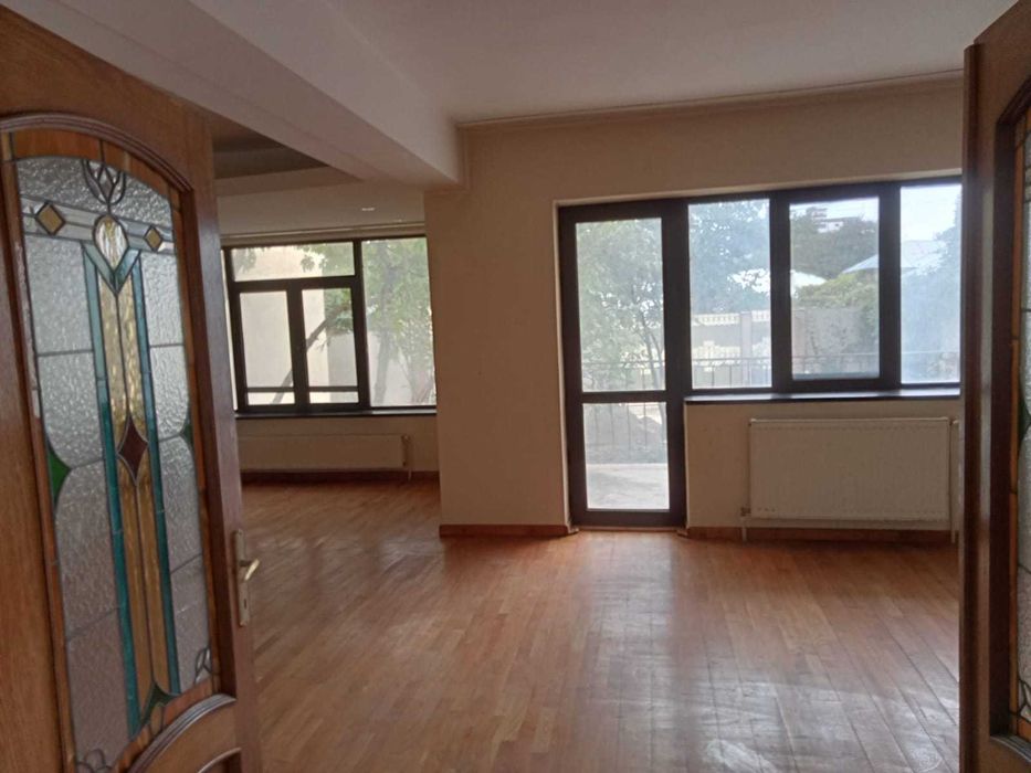 Vand casa vila cladire birouri str morilor