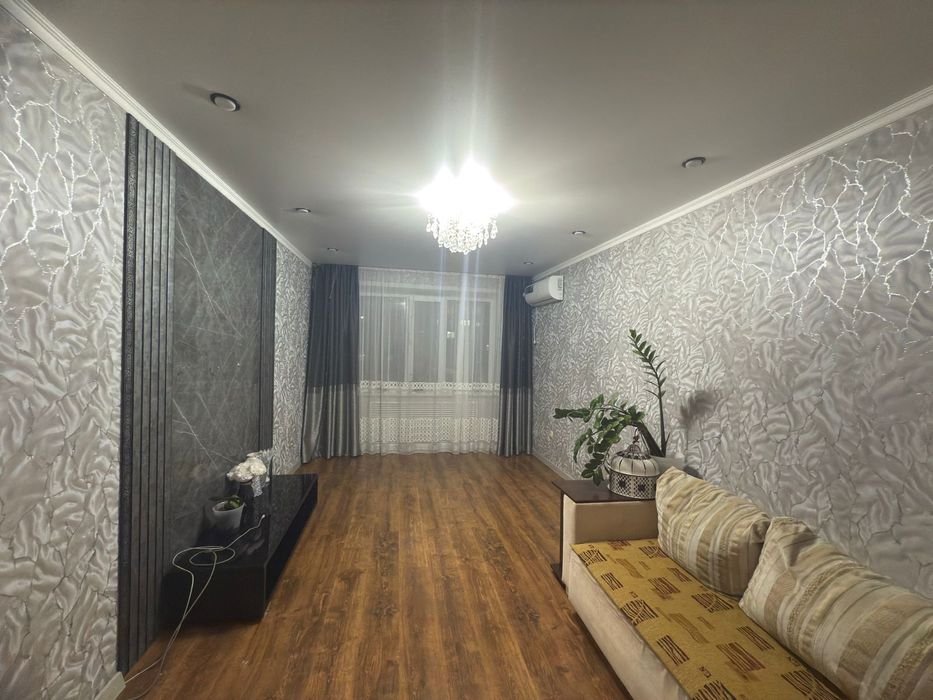 СРОЧНО!!! ТОРГ!!! 3 комн, 6 мкр