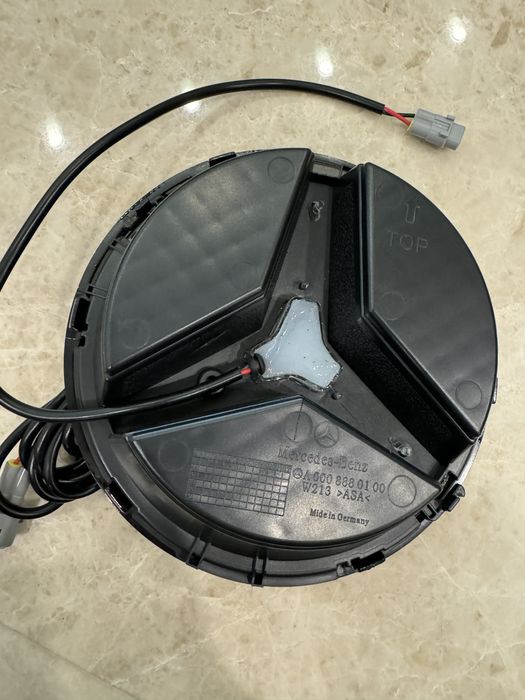 Emblema grila led radiator luminata Mercedes class A C B S CLS ML CLA