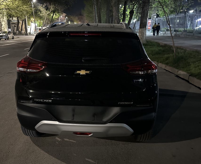 Trecker 2 qora rang Chevrolet