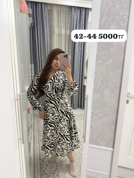 Все платья по 5000 тг