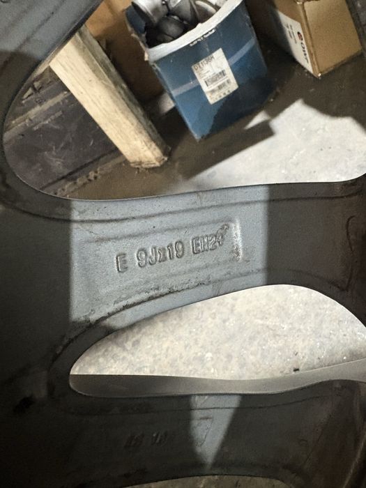 Vand sau schimb jante BMW r19cu r20