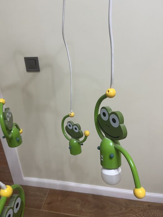 Люстра для детской комнаты