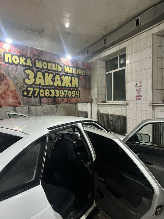 Lada PRIORA хэчбек