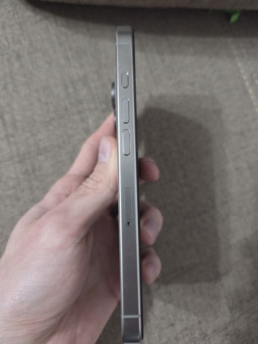 iPhone 16 pro 512 GB 100% baterie impecabil ca nou