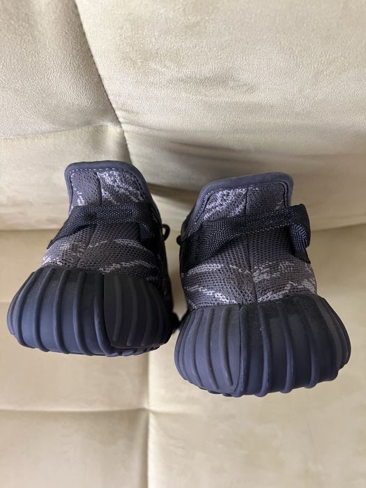 Yeezy Boost 350 V2 Dark Sea Salt