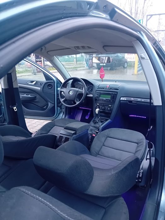 SKODA Octavia 2006 — imagine 10