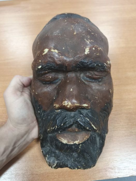 Маска Австралопитека. Гипс