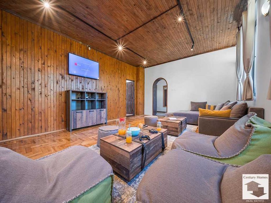 125175 Голям имот с просторна къща, басейн и барбекю в Еленския Блакан