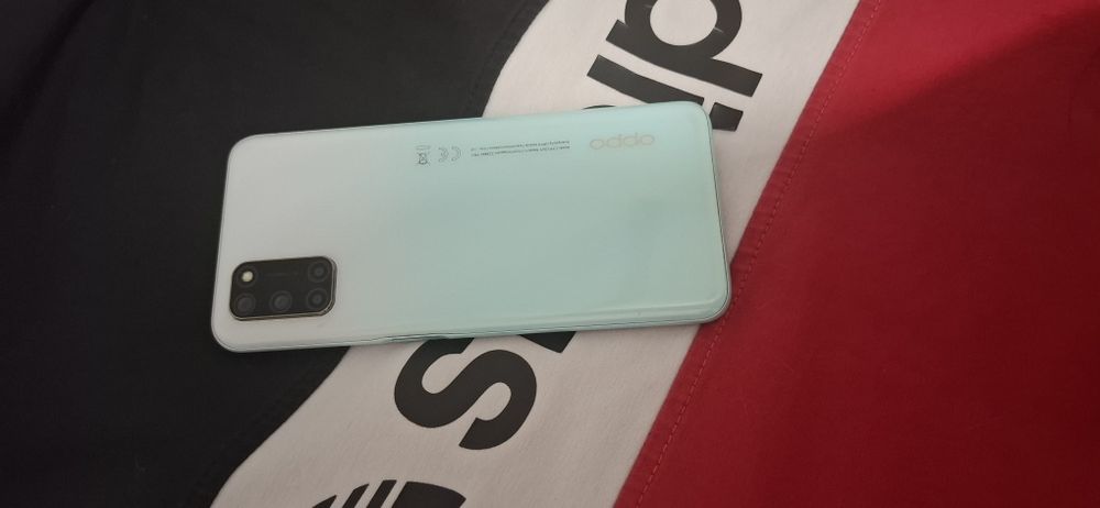 Oppo  A52  64gb.