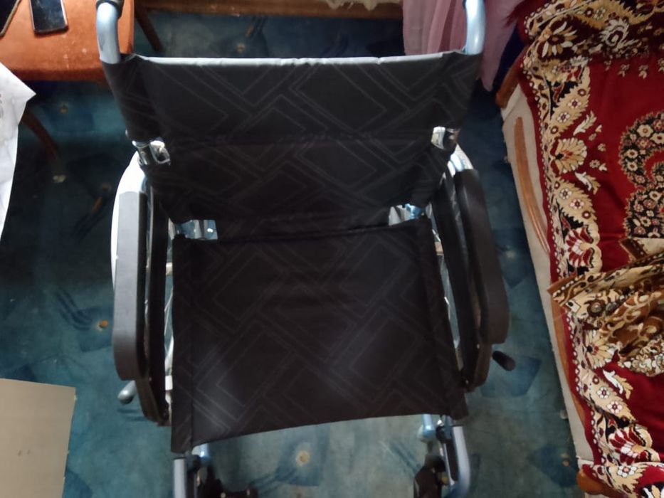 Инвалидная коляска