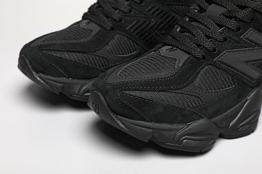 New Balance 9060 Triple Black U9060BPM