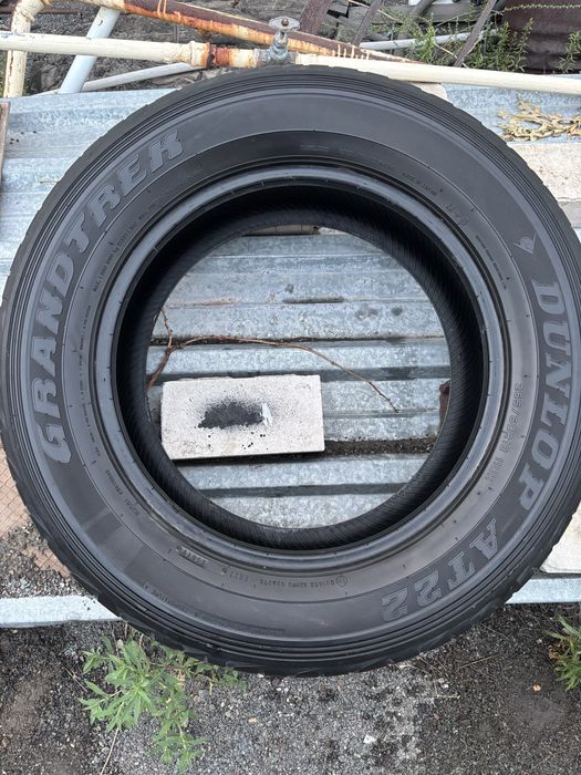 Продам шины dunlop 265/60/18