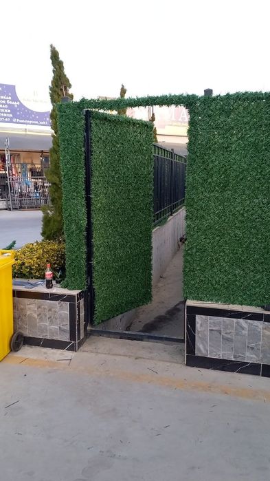 Искусственый газон цветы  кусты для заборов огрождения озеленение стен