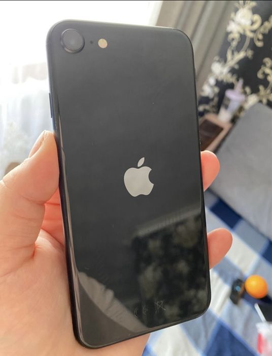 Iphone se 2020 айфон