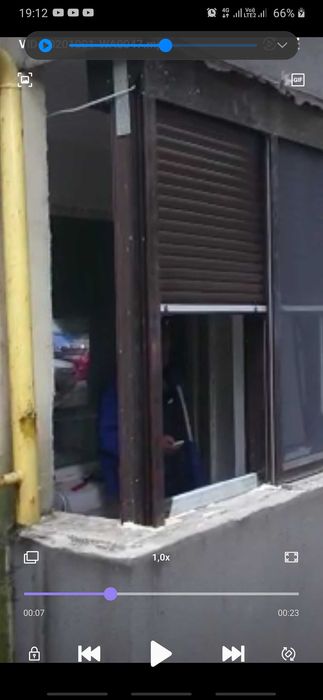 RULOURI AL si Usi de garaj rezidentiale SECTIONALE