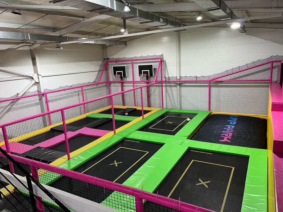 Детский батутный центр