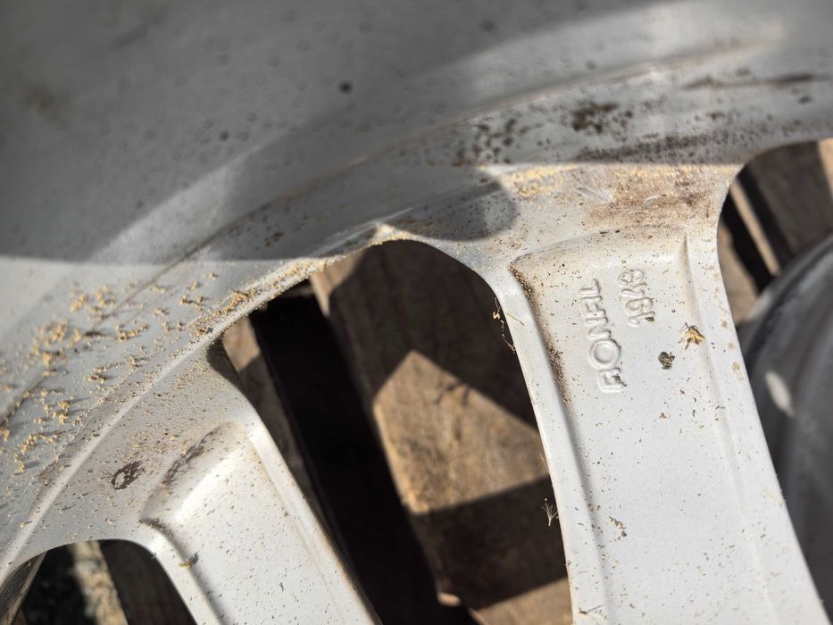 16 цола 5 х 112 мм Фолксваген Голф - 6,5 Инча / ЕТ 50