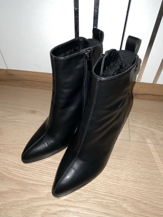 Продам ботильон новый женский