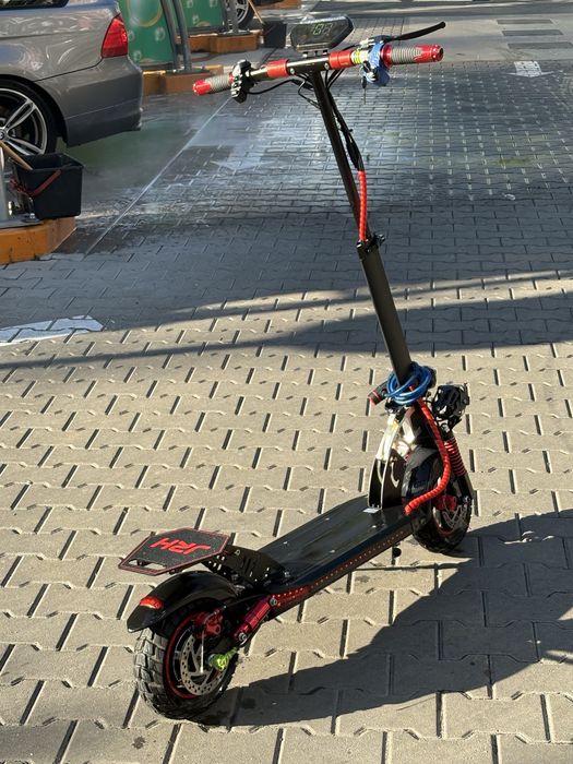Vand schimb trotineta electrica
