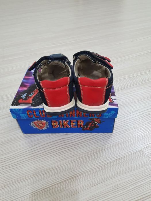 Продам сандали biker размер 29