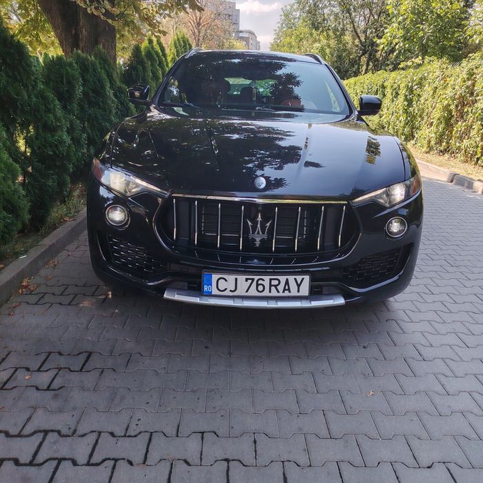 Vând Maserati Levante Granlusso Luxury