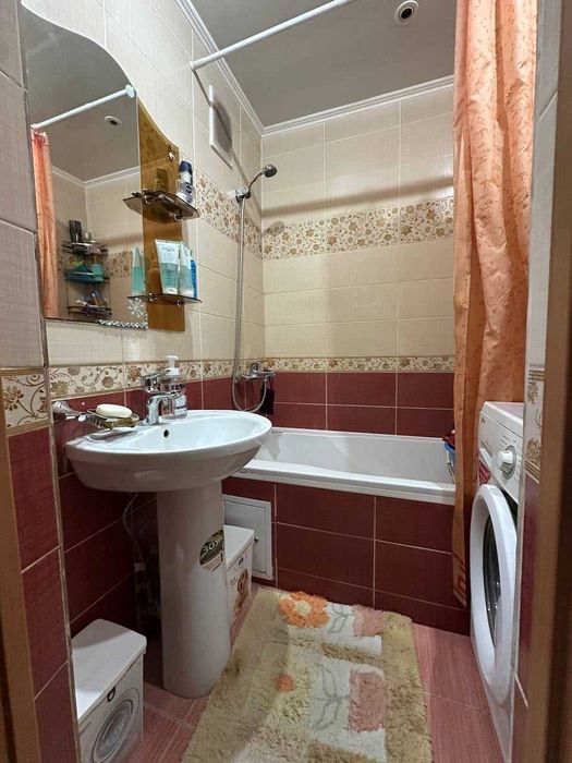 4 комнатная квартира, Кривой