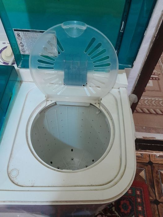 Продается ситроникс полуавтомат стиралка ишлаши зур нархини келишамиз