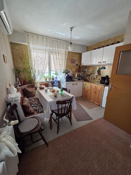 Продава се Тристаен апартамент в Разград, Абритус - 76 кв.м за 1202 €/кв.м - Снимка #6