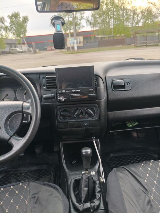 Продам Volkswagen Golf 3.