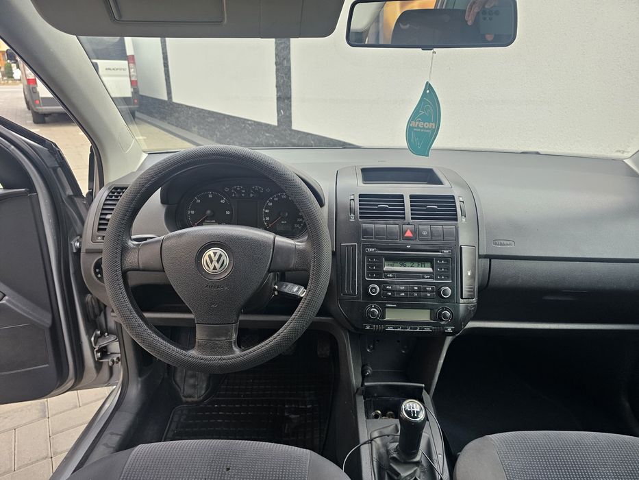 Volskwagen  Polo
