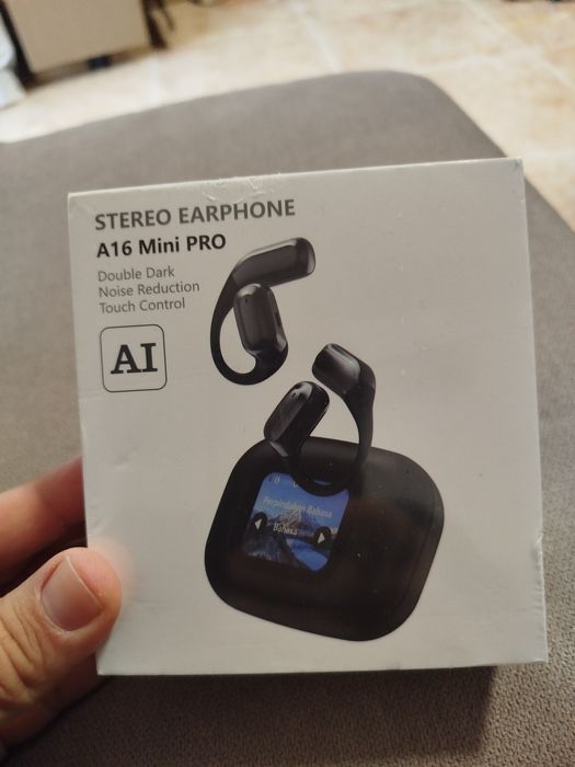 Преводачески слушалки с ИИ