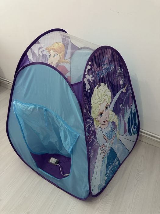 Set Frozen ( cort si mini piscina)