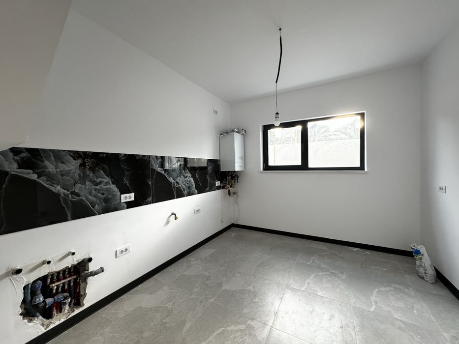 Casa superba de vanzare/inchiriere in Barati, Bacau