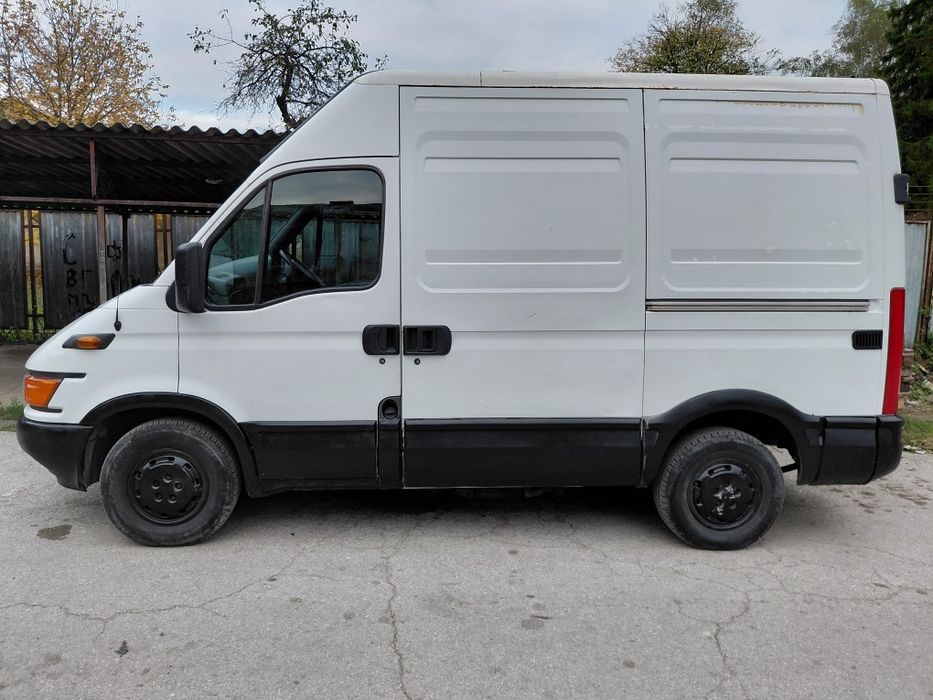 Продавам перфектно.