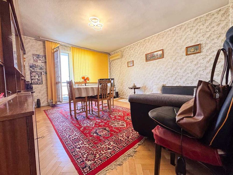 Продава се Тристаен апартамент в Русе, Център - 87 кв.м за 1472 €/кв.м - Снимка #7