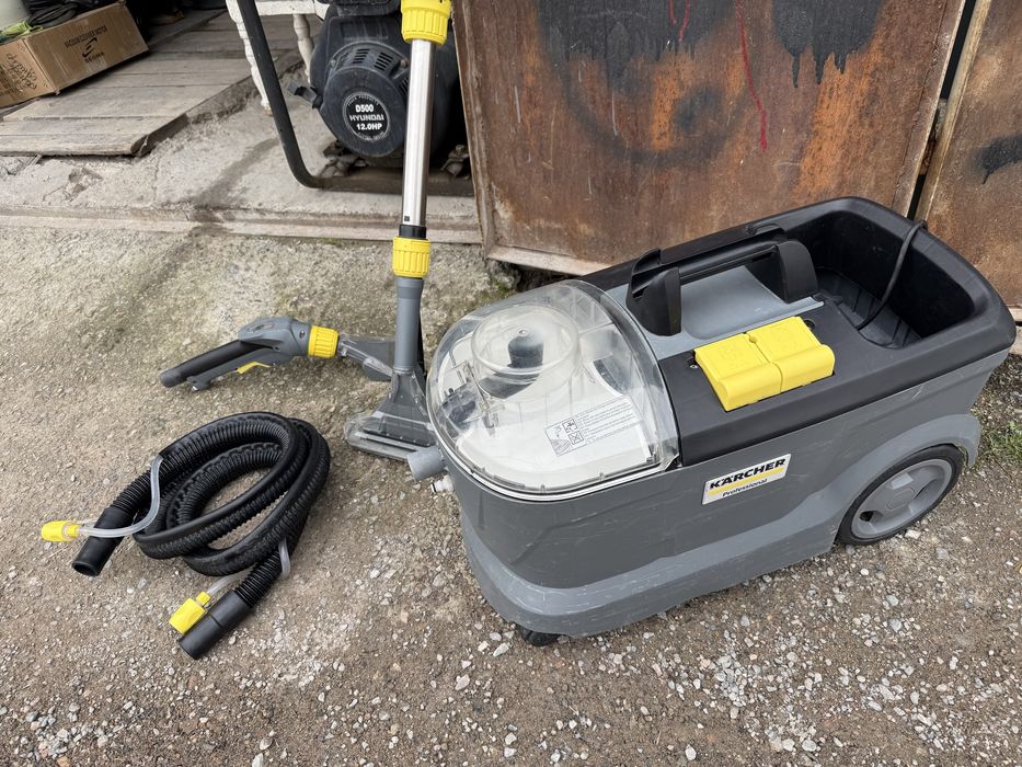 * Karcher Puzzi 10/1 пылесос для химчистки почти новый 2024 года!