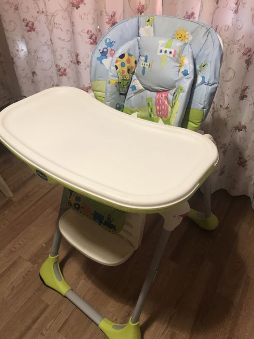 Стул для кормления