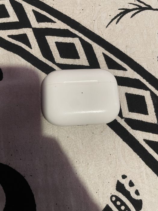 AirPods 3 pro Оригинален case