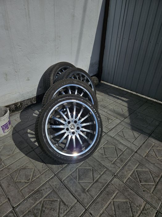Продам диски 19 размер с резиной