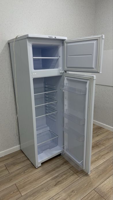 Холодильник Бирюса