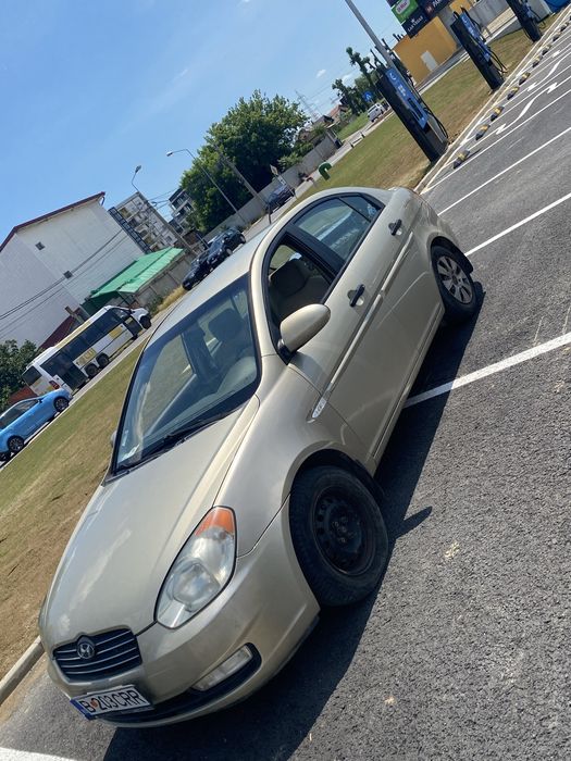 HYUNDAI Accent 2009 — imagine 3