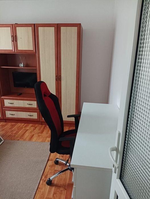 Inchiriez Apartament