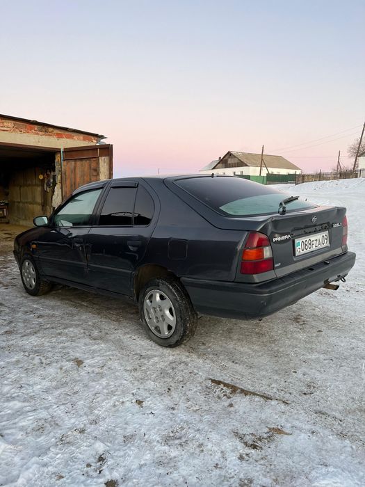 Ниссан Примера 1992