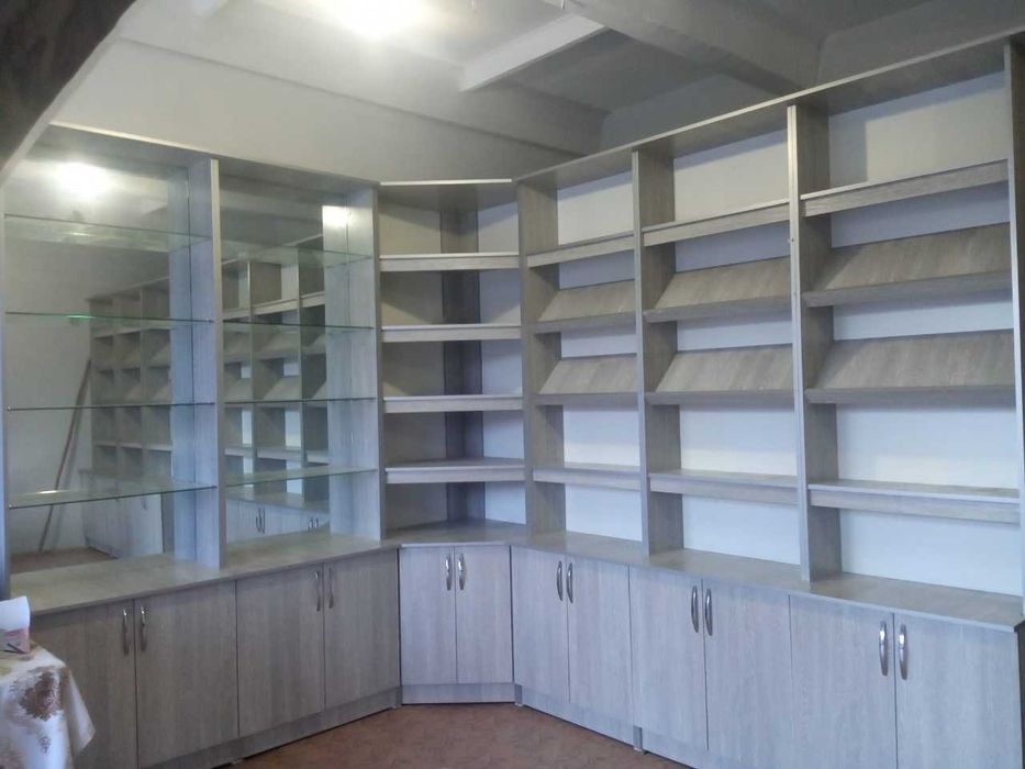 Magazin uchun mebel