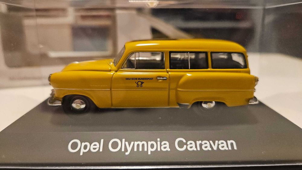 Macheta Opel Olympia Caravan 1:43 Schuco