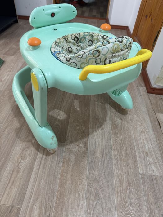 Продаю детский ходунок